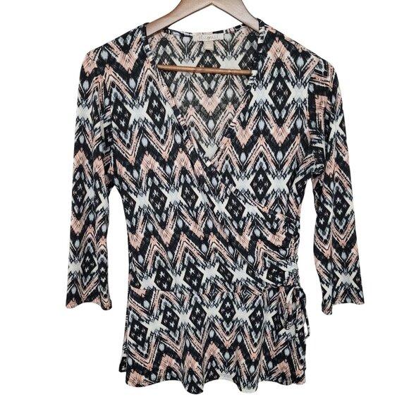 Roz & Ali Tops - Roz & Ali Mock Wrap Geometric Print Top Womens Size PM Side Tie Rouching